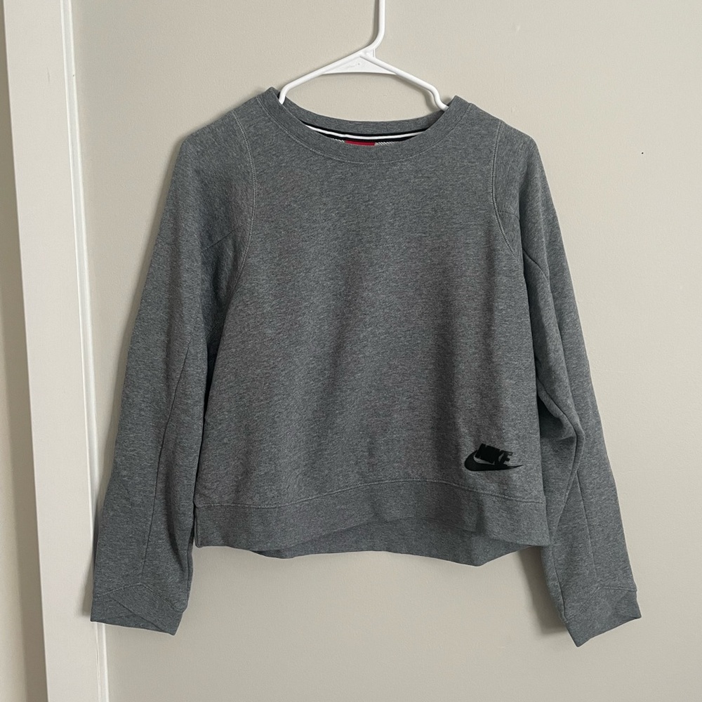 Nike crewneck